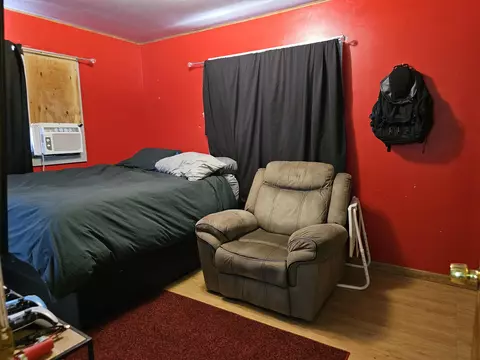 Bedroom - 3208 W Bath, Perry, MI 48872 photo 2 of 6