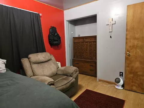 Bedroom - 3208 W Bath, Perry, MI 48872 photo 3 of 6