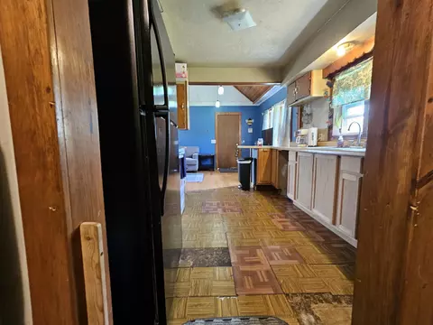 3208 W Bath, Perry, MI 48872 photo 4