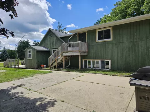 Exterior - 3208 W Bath, Perry, MI 48872 photo 16 of 19