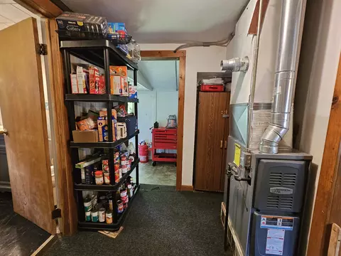 Entry Way - 3208 W Bath, Perry, MI 48872 photo 1 of 7