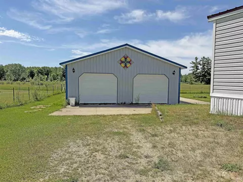Other - 300 E Winegars, Gladwin, MI 48624 photo 4 of 7
