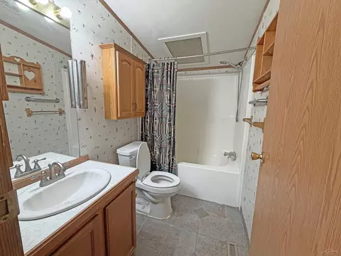 Bath - 300 E Winegars, Gladwin, MI 48624 photo 1 of 1