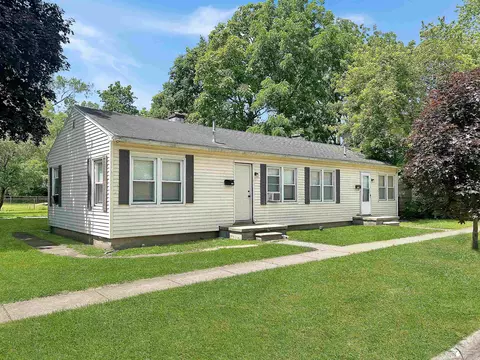 1260 E 5th, Monroe, MI 48161