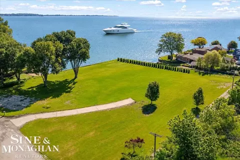 35190 Jeffers, Harrison Township, MI 48045