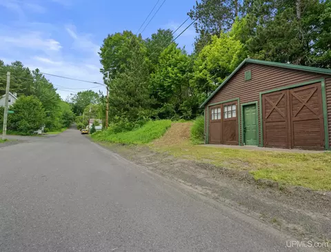 tbd 9th, Hubbell, MI 49934