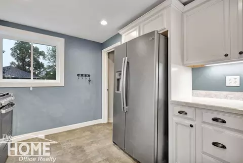 Kitchen - 204 E Mcarthur, Corunna, MI 48817 photo 4 of 4