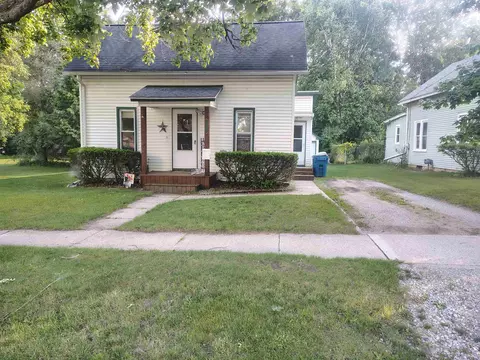 119 Spruce, Vassar, MI 48768