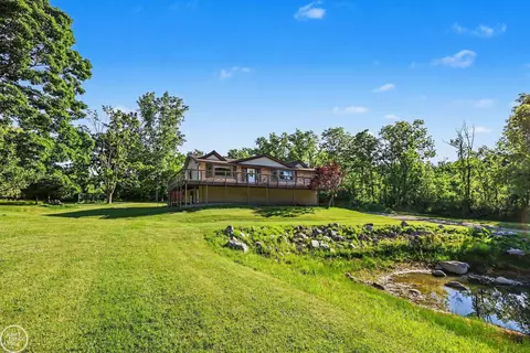 Exterior - 755 E Romeo, Leonard, MI 48367 photo 2 of 9