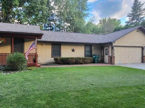 4550 Hummer Lk, Ortonville, MI 48462