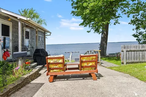 5358 W Houghton Lk, Houghton Lake, MI 48629