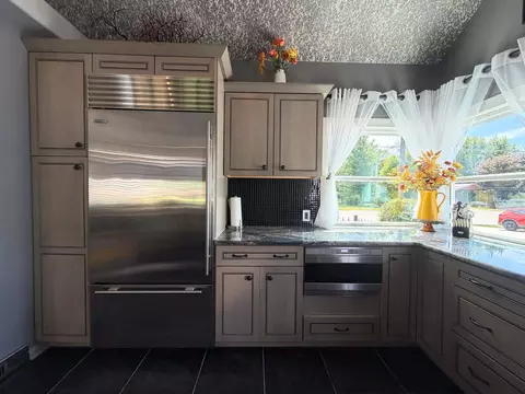 Kitchen - 6047 N State, Davison, MI 48423 photo 5 of 9