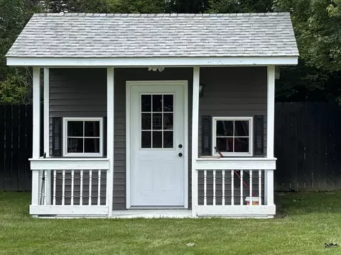 Exterior - 6047 N State, Davison, MI 48423 photo 12 of 14