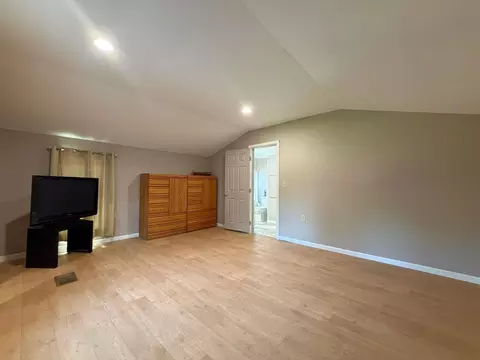 Bedroom - 6047 N State, Davison, MI 48423 photo 7 of 10