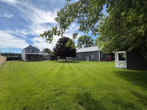 Exterior - 6047 N State, Davison, MI 48423 photo 11 of 14