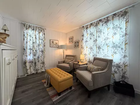 Living - 6047 N State, Davison, MI 48423 photo 6 of 14