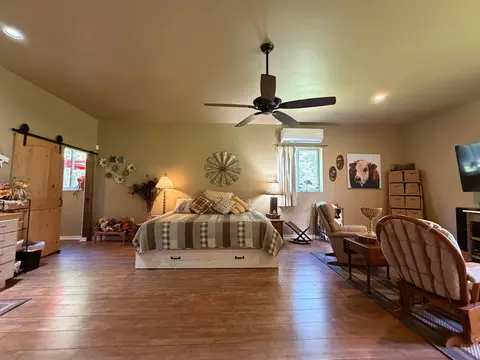 Bedroom - 6047 N State, Davison, MI 48423 photo 9 of 10