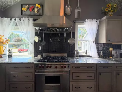 Kitchen - 6047 N State, Davison, MI 48423 photo 1 of 9