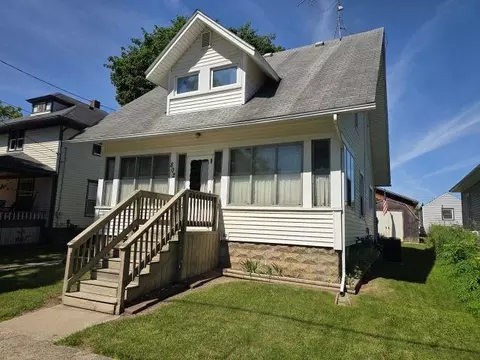 802 S S Park, Owosso, MI 48867