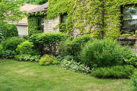 Exterior - 832 N Main, Ishpeming, MI 49849 photo 17 of 17