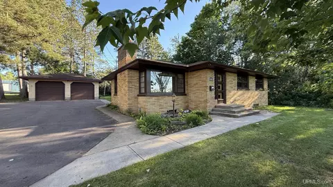 803 Magnetic, Hurley, WI 54534