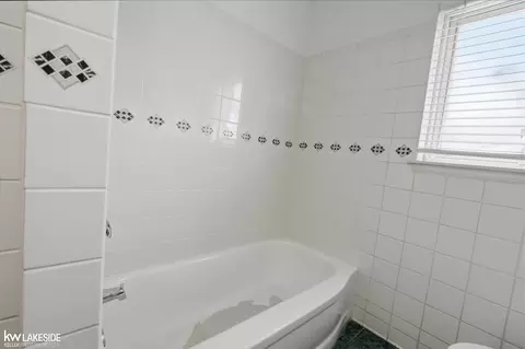 Bath - 3824 Dawson, Warren, MI 48092 photo 3 of 5