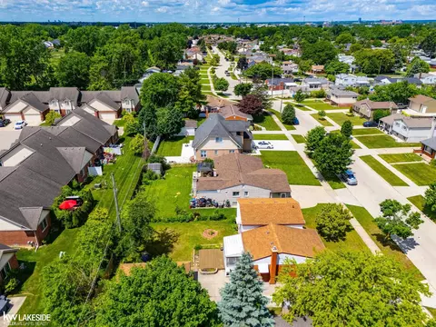 View/Area - 3824 Dawson, Warren, MI 48092 photo 5 of 9