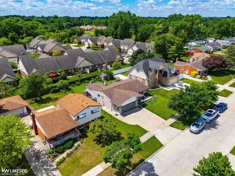 View/Area - 3824 Dawson, Warren, MI 48092 photo 3 of 9
