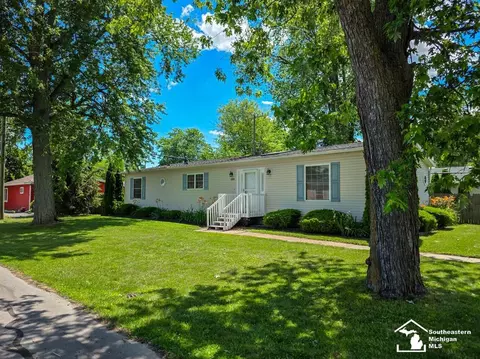 4381 Second, Newport, MI 48166