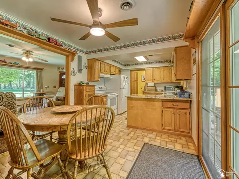 4496 School, Temperance, MI 48182 photo 12