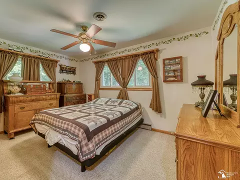 4496 School, Temperance, MI 48182 photo 15