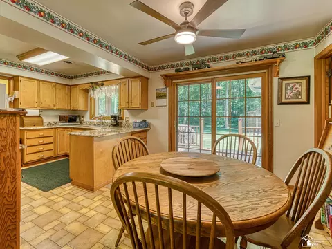 4496 School, Temperance, MI 48182 photo 7