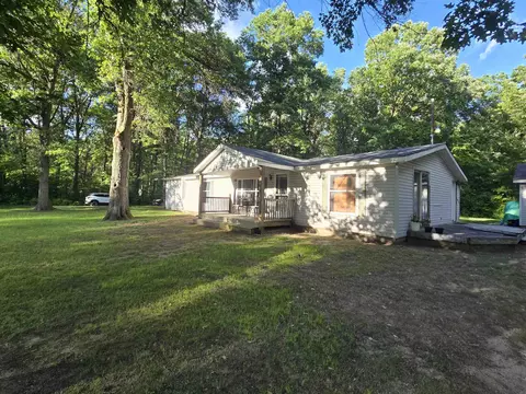 1867 S Five Mile, Midland, MI 48640