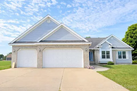 Exterior - 2131 S 18th, Escanaba, MI 49829 photo 2 of 5