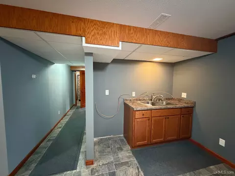 Entry Way - 2131 S 18th, Escanaba, MI 49829 photo 2 of 2