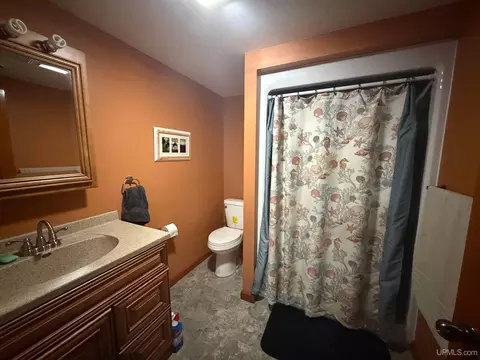 Bath - 2131 S 18th, Escanaba, MI 49829 photo 3 of 3