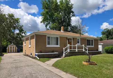 549 Pioneer, Saginaw, MI 48604