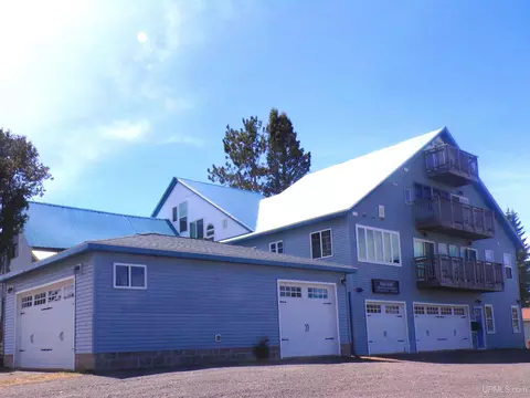 50561 Sixth, Hancock, MI 49930