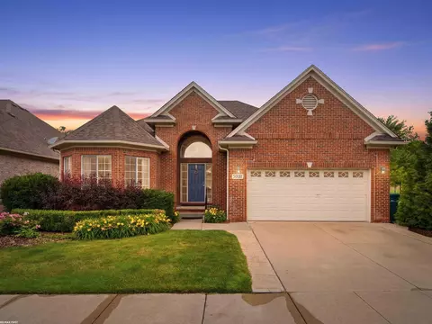 30161 Trailwood, Warren, MI 48092