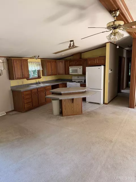Kitchen - e12374 Olson Road, Shingleton, MI 49884 photo 2 of 2