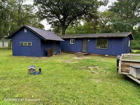 3769 Waters Edge, Beaverton, MI 48612