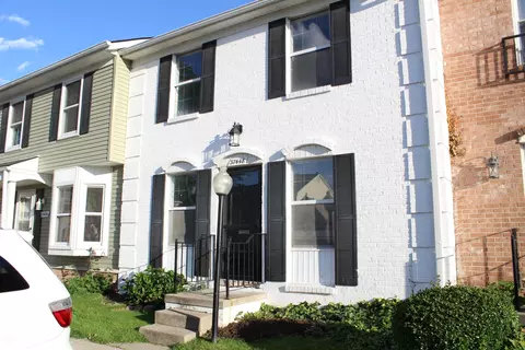 37448 Charter Oaks #BLDG 122  145, Clinton Township, MI 48036