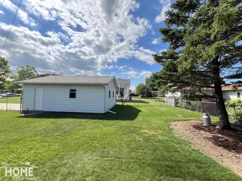 Other - 809 Moore, Owosso, MI 48867 photo 15 of 17