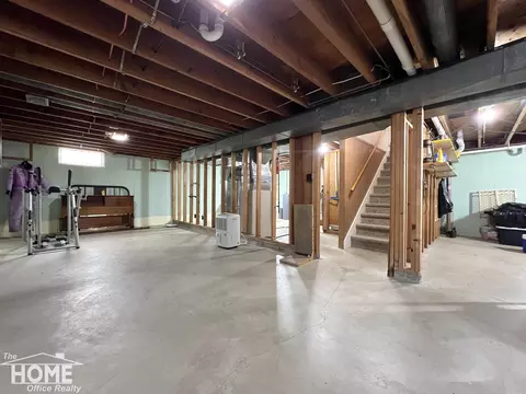 Other - 809 Moore, Owosso, MI 48867 photo 6 of 17