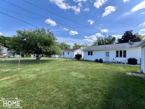 Exterior - 809 Moore, Owosso, MI 48867 photo 9 of 12