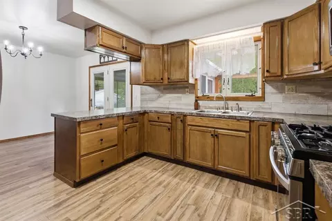 Kitchen - 3448 Clendening, Gladwin, MI 48624 photo 2 of 2