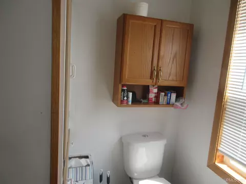 Bath - 502 Ascherman, Wakefield, MI 49968 photo 2 of 4