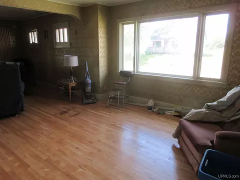 Living - 502 Ascherman, Wakefield, MI 49968 photo 1 of 3