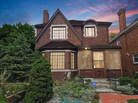 18051 Santa Barbara, Detroit, MI 48221