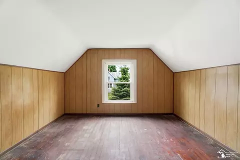 Bedroom - 943 E 4th, Monroe, MI 48161 photo 6 of 7